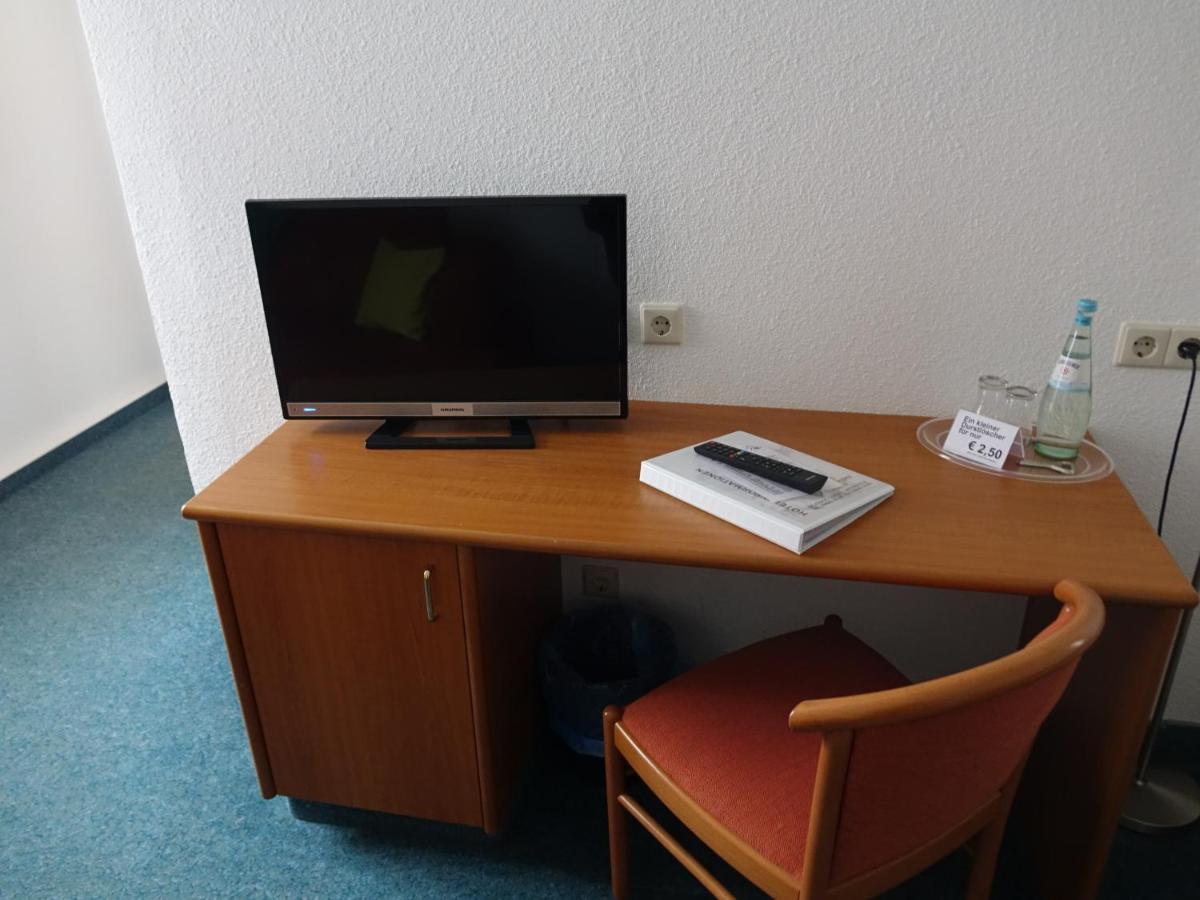 Adler-Hotel Delitzsch Eksteriør billede