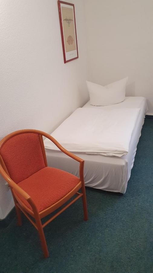 Adler-Hotel Delitzsch Eksteriør billede
