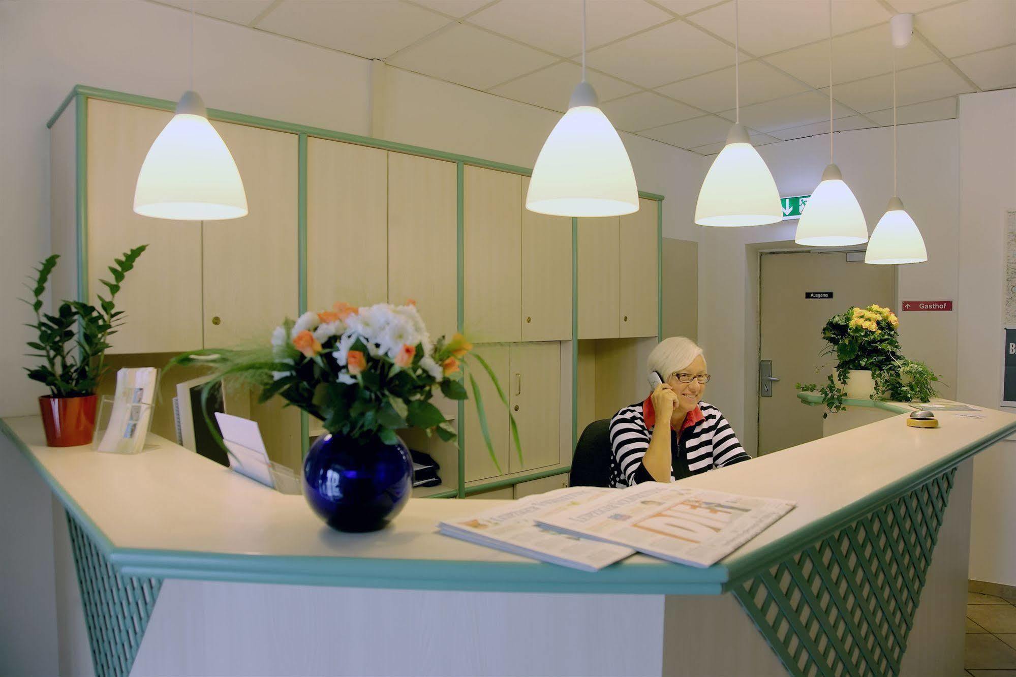 Adler-Hotel Delitzsch Eksteriør billede